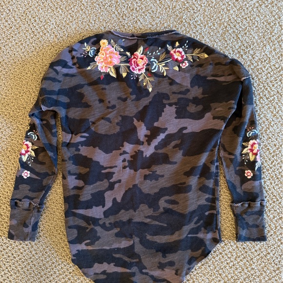 Johnny Was Multicolor Floral Embroidered Top - Picture 4 of 8